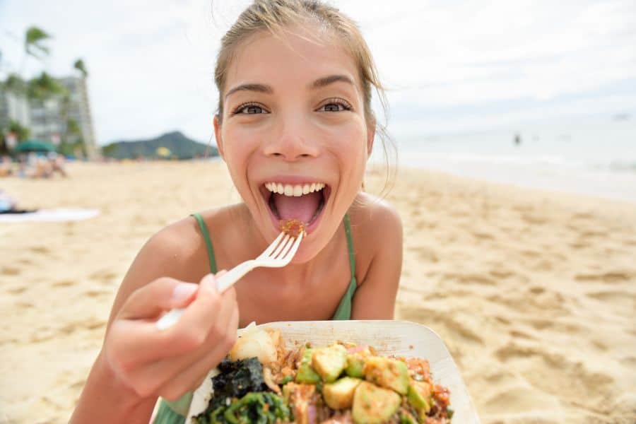15 alimentos que puedes llevar a la playa estas vacaciones